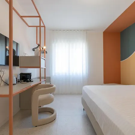 Pensión Cromia Marina